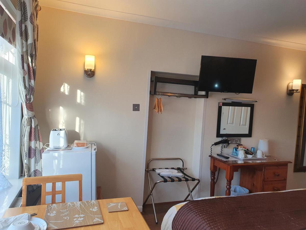 סטרטפורד-אפון-אבון Penryn Guest House, Ensuite Rooms, Free Parking And Free Wifi מראה חיצוני תמונה