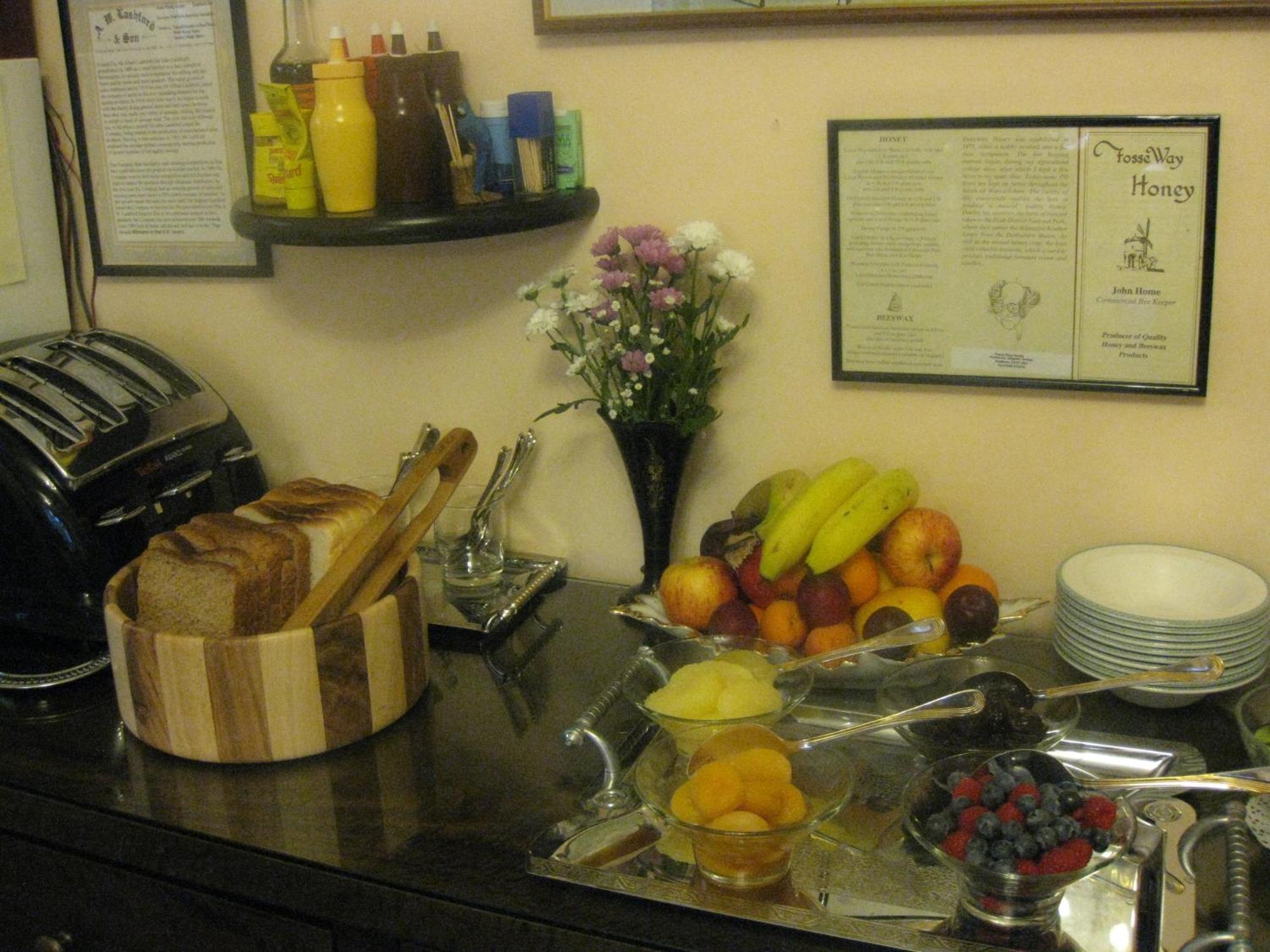 סטרטפורד-אפון-אבון Penryn Guest House, Ensuite Rooms, Free Parking And Free Wifi מראה חיצוני תמונה
