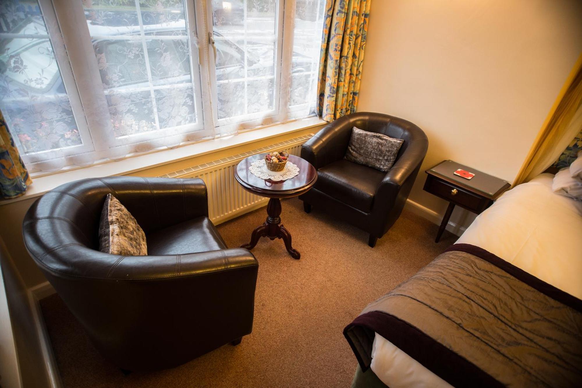 סטרטפורד-אפון-אבון Penryn Guest House, Ensuite Rooms, Free Parking And Free Wifi חדר תמונה