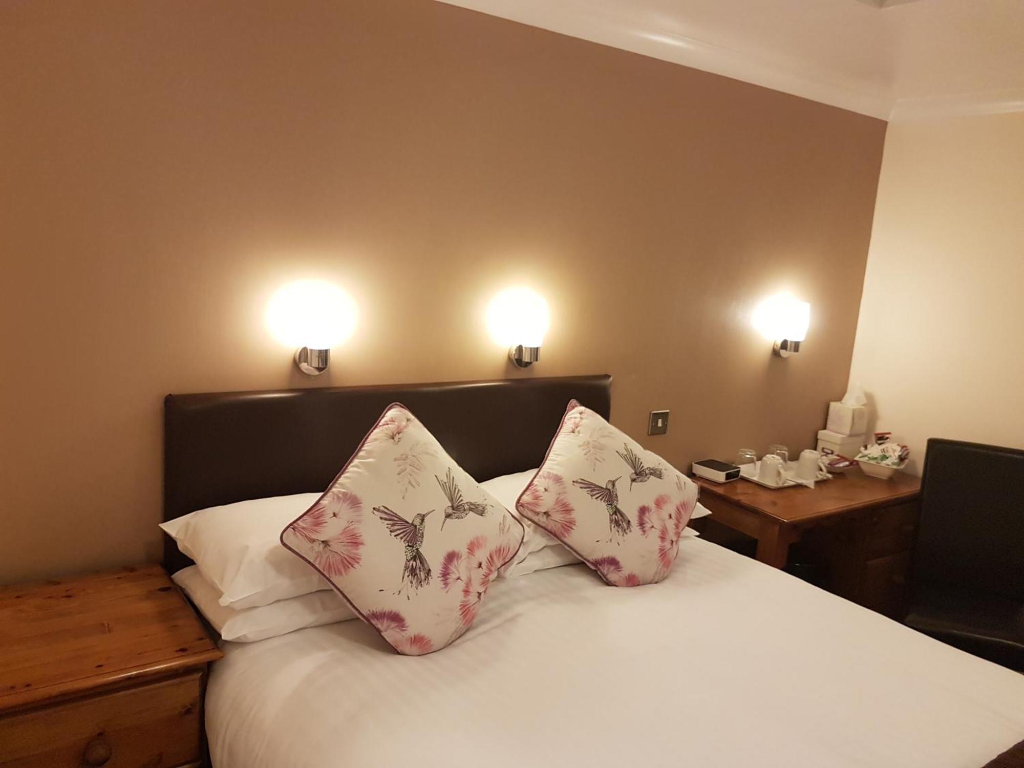 סטרטפורד-אפון-אבון Penryn Guest House, Ensuite Rooms, Free Parking And Free Wifi מראה חיצוני תמונה