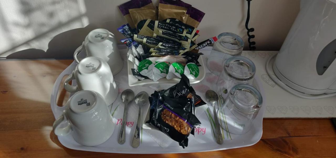סטרטפורד-אפון-אבון Penryn Guest House, Ensuite Rooms, Free Parking And Free Wifi מראה חיצוני תמונה